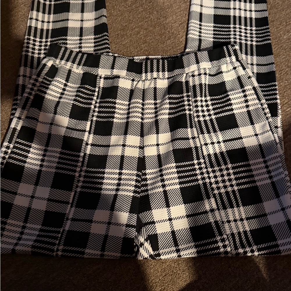 White black pants xl